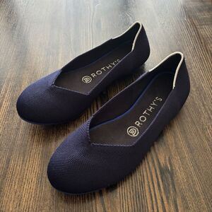 Rothy’s The Flat Round Toe Maritime Navy Blue Flats Women’s Sz 7.5